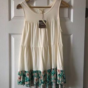 Matilda Jane swing tank top, size Large. New